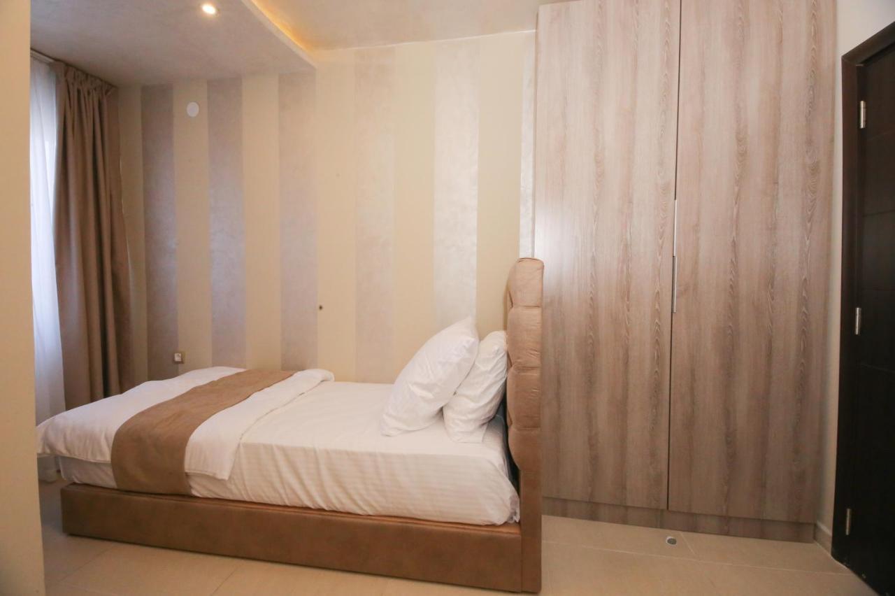 Hotel Bajadera Lux Belgrad Exterior foto