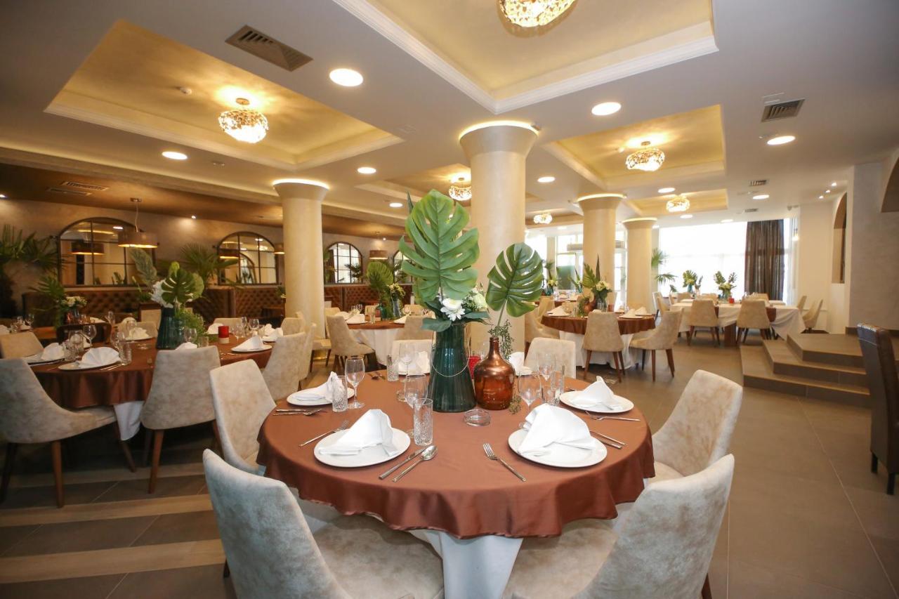 Hotel Bajadera Lux Belgrad Exterior foto