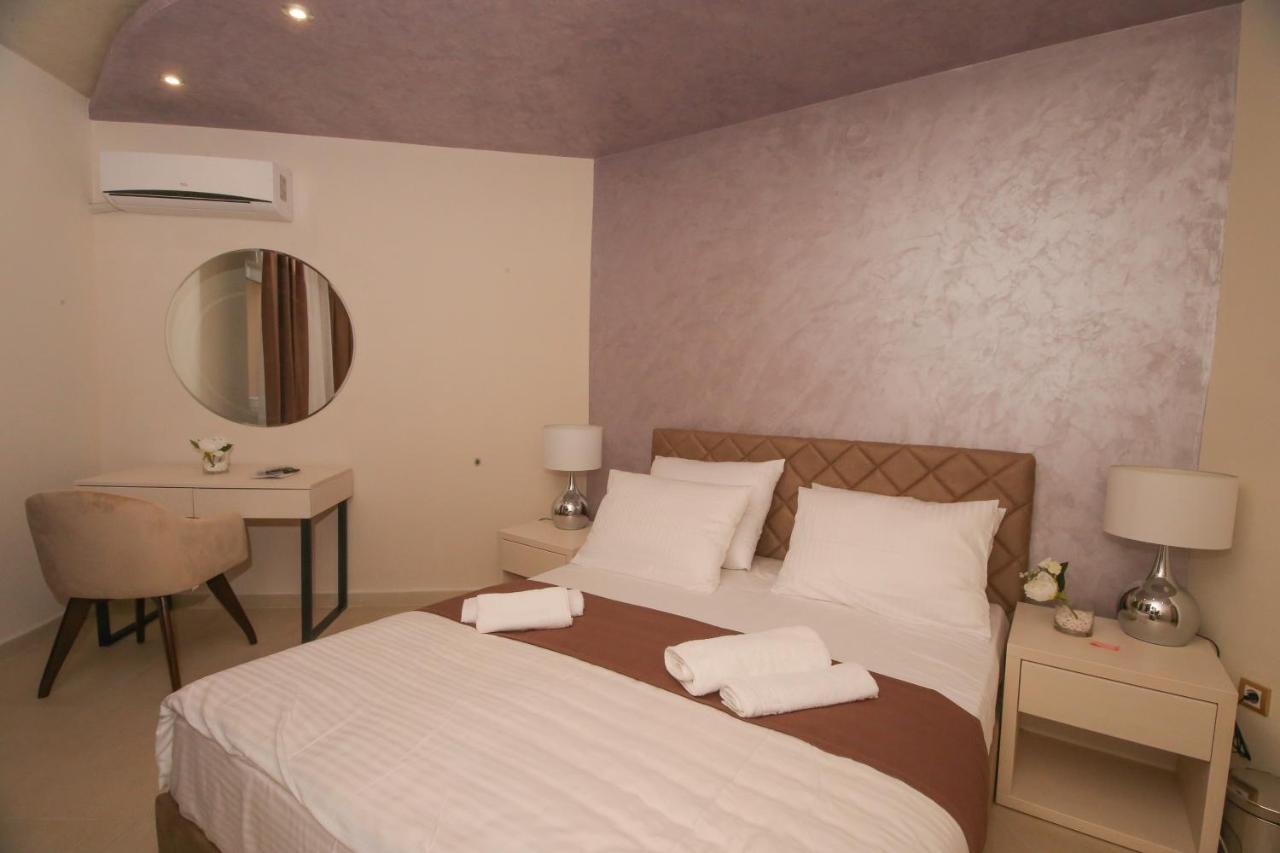 Hotel Bajadera Lux Belgrad Exterior foto